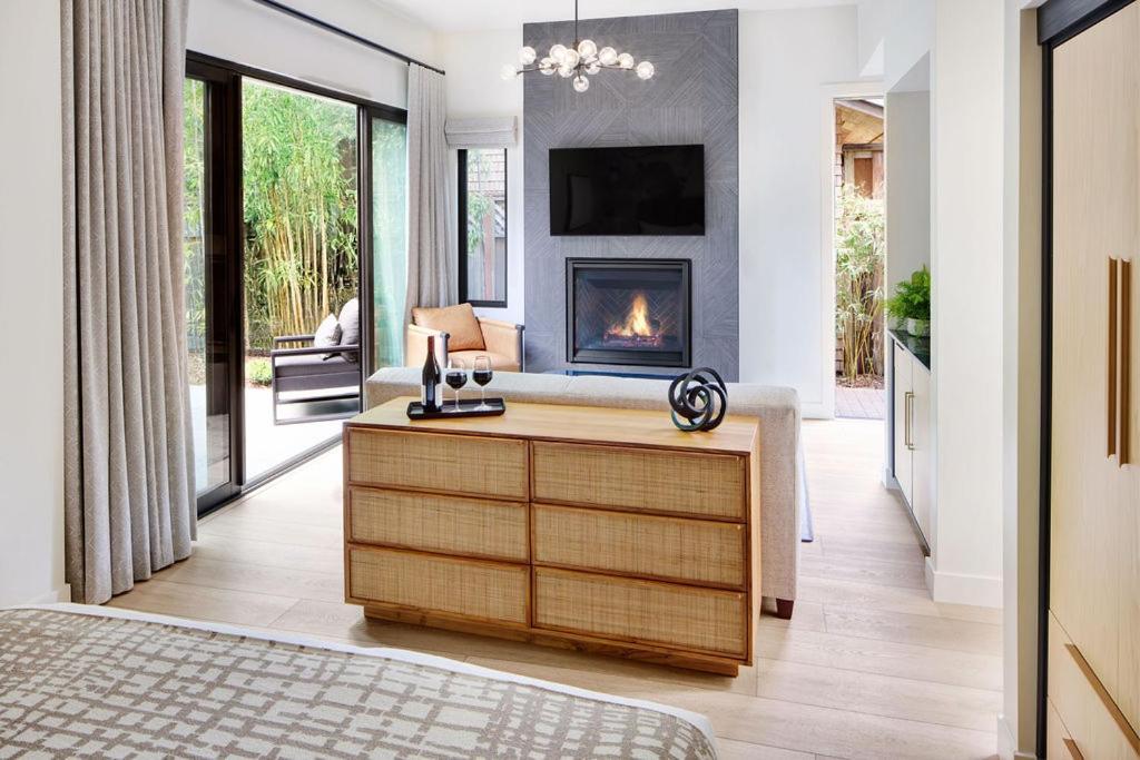 Gaige House 4*